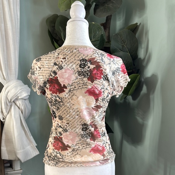 90s Style Floral V-Neck Women's Top - Picture 2 of 2